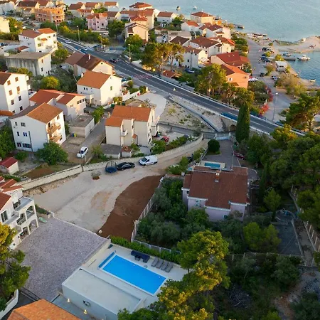 Lavanda Ii Brodarica (Sibenik-Knin)