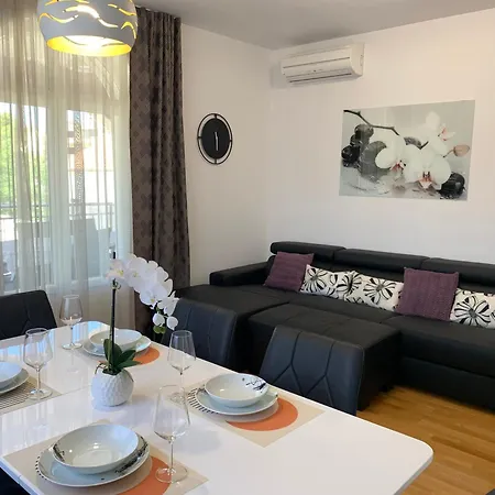 Lavanda Ii Apartament