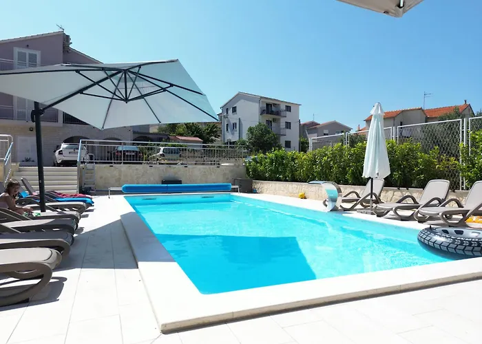 Lavanda Ii * 브로다리카