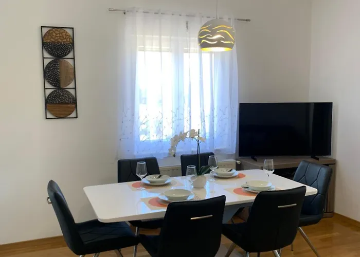 Lavanda Ii Apartment *